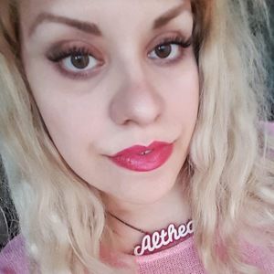 Meet your Posher, Althea